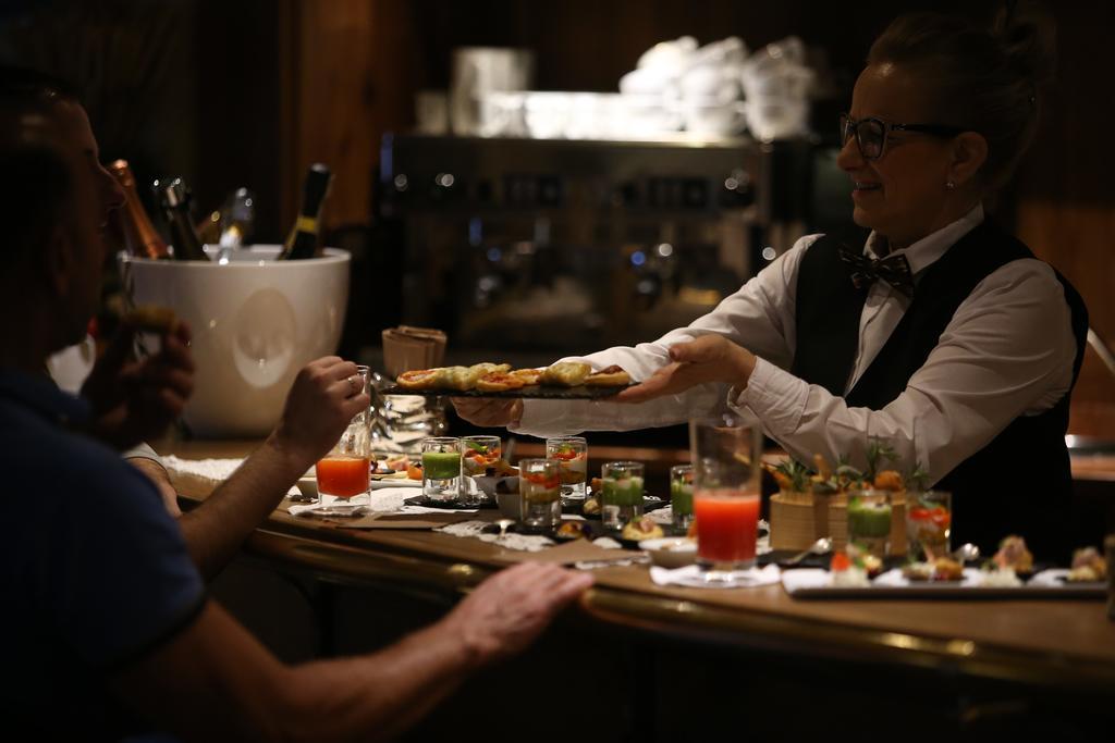 埃尔普套房酒店 Madonna 外观 照片
